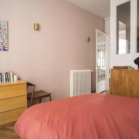 Spacious Apartment At 15 Min From Sacre-Coeur アパート